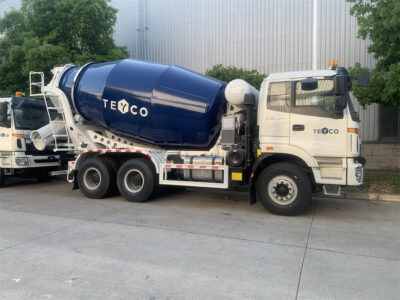 FOTON 10.3 Meter Mixer Truck Left